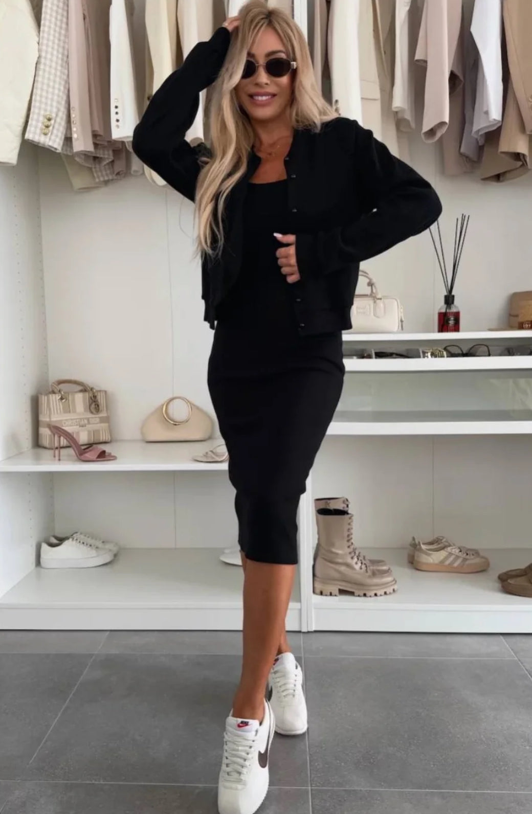 Karin | Robe midi en maille côtelée & ensemble bomber