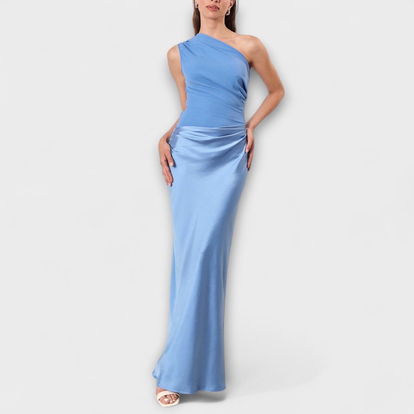 Duc | Robe Maxi Plissée Élégante à Une Épaule