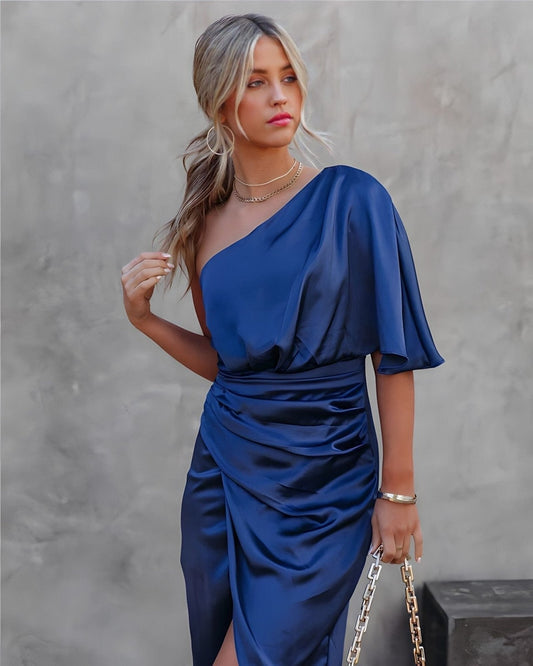Kyra | Élégant Robe en Soie avec Fentes